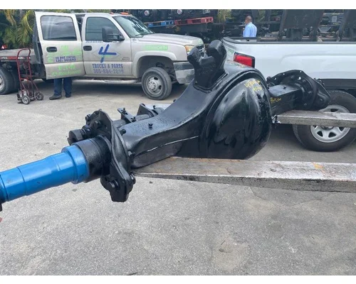 EATON RS402 Axle Housing (Rear)