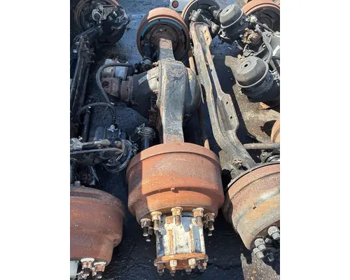 EATON RS404 3.90 Axle Assembly, Rear