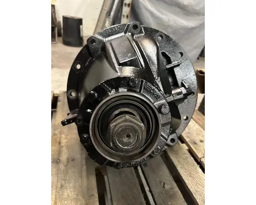 EATON RSP40-3.90 Differential Assembly (Rear, Rear)