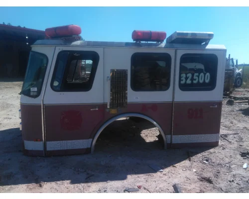EMERGENCY ONE I E-ONE CAB
