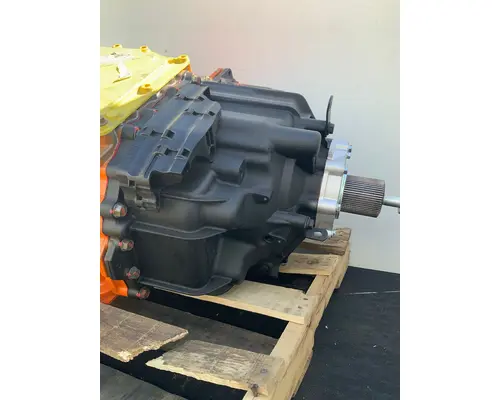 Eaton Fuller  PO-15F112C Transmission Assembly