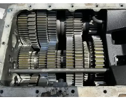 Eaton/Fuller FAOM-15810S-EP3 Transmission Assembly