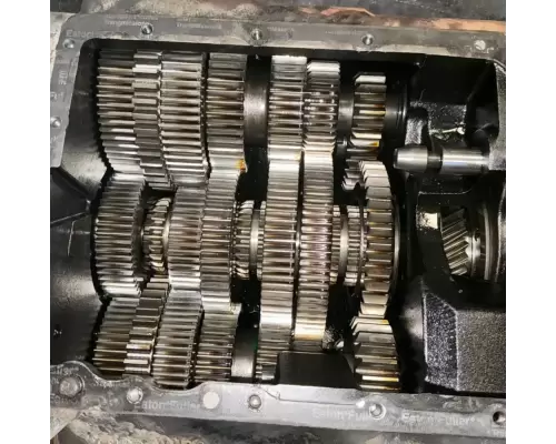 Eaton/Fuller FRO14210C Transmission Assembly