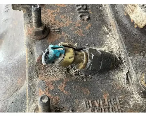 Eaton/Fuller FRO15210C Transmission Assembly