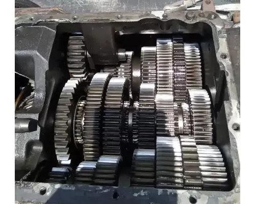 Eaton/Fuller FRO16210C Transmission Assembly