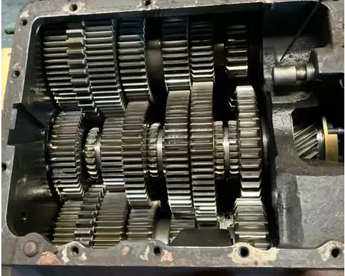 Eaton/Fuller FRO16210C Transmission Assembly