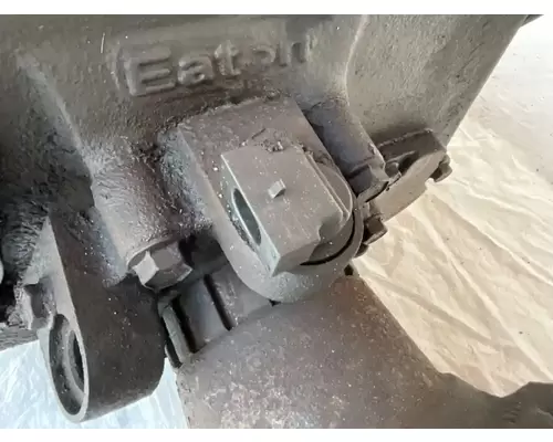 Eaton/Fuller FROF-16210C Transmission Assembly