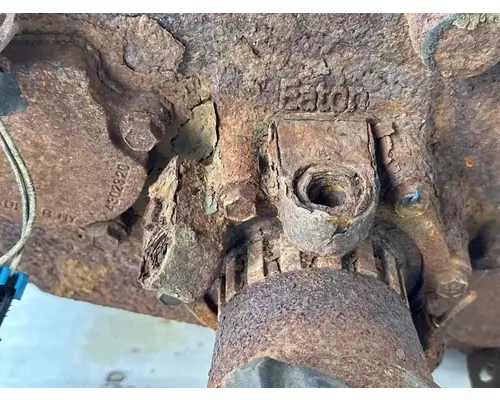 Eaton/Fuller FROF15210C Transmission Assembly