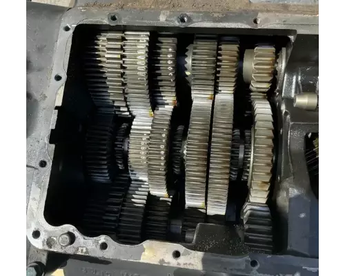 Eaton/Fuller FROF16210C Transmission Assembly
