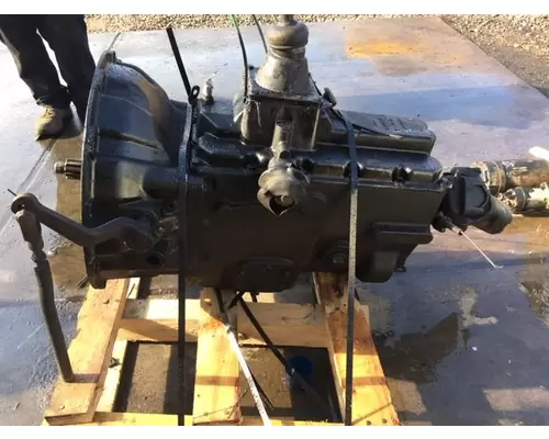 Eaton/Fuller FS6106A Transmission Assembly