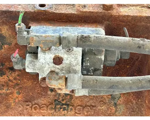 Eaton/Fuller RTLO16713A Transmission Assembly