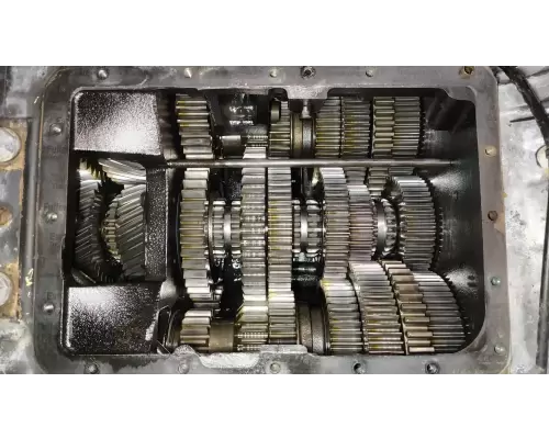Eaton/Fuller RTLO16913A Transmission Assembly