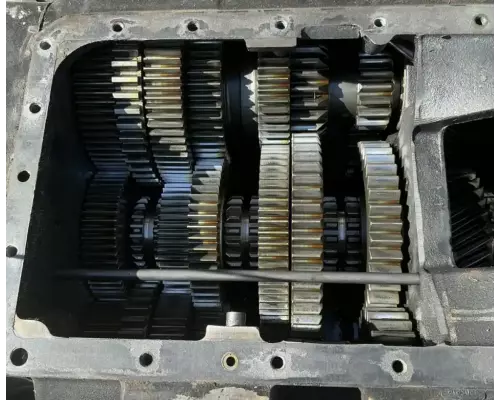 Eaton/Fuller RTLO16913A Transmission Assembly