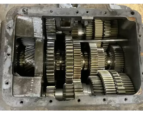 Eaton/Fuller RTLO16913A Transmission Assembly