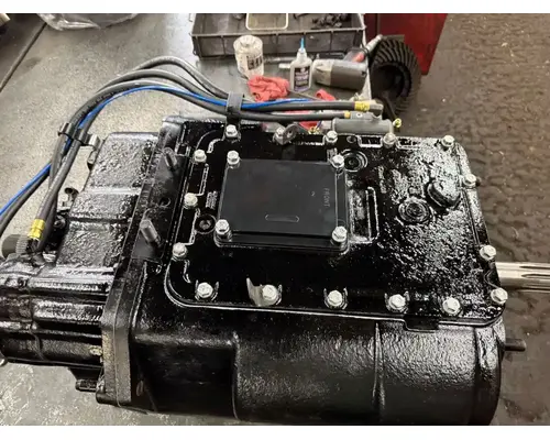 Eaton/Fuller RTO16908LL Transmission Assembly