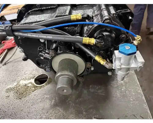 Eaton/Fuller RTO16908LL Transmission Assembly