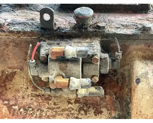 Eaton/Fuller RTXF14708LL Transmission Assembly