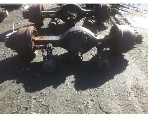 Axle Assembly, Rear (Front) EATON-SPICER 17060S LKQ Heavy Truck Maryland