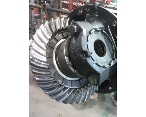 Differential Assembly (Rear, Rear) EATON-SPICER 17060SR557 LKQ Heavy Truck - Goodys