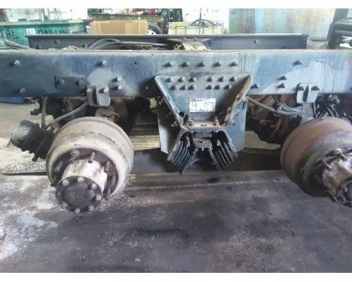 Cutoff Assembly (Housings & Suspension Only) EATON-SPICER 367 LKQ Evans Heavy Truck Parts