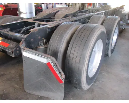 Cutoff Assembly (Housings & Suspension Only) EATON-SPICER DS404R355 LKQ Wholesale Truck Parts