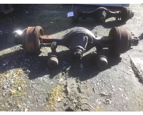 Axle Assembly, Rear (Front) EATON-SPICER 17060S LKQ Heavy Truck Maryland