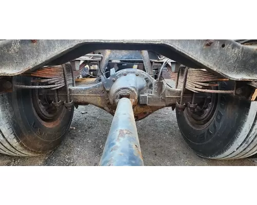 Eaton 15040T Axle Assembly, Rear
