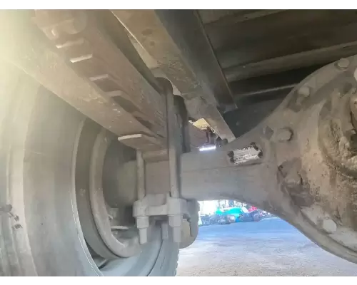Eaton 17200 Axle Housing (Rear)