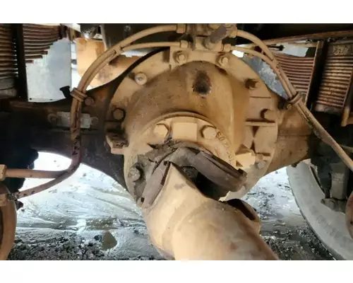 Eaton 19050S Axle Assembly, Rear