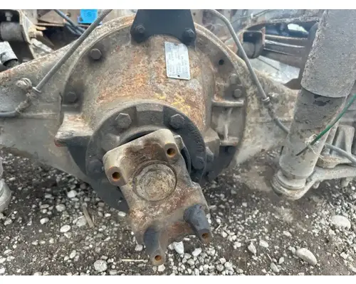 Eaton 19050S Axle Assembly, Rear