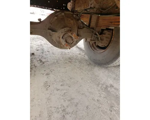 Rears (Rear) Eaton 19050S Caseyâs Truck Salvage World