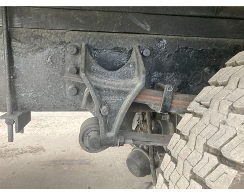 Eaton 19060S Axle Housing (Rear)