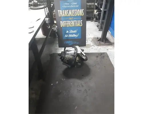 Eaton 19060S Rears (Rear)