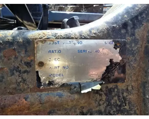 Eaton 21060S Axle Housing (Rear)