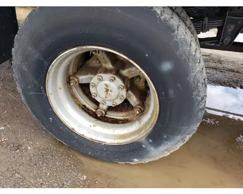 Rears (Rear) Eaton 22065T Caseyâs Truck Salvage World