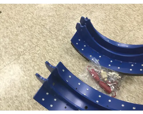 Eaton 4709 Brake Shoe  Pad