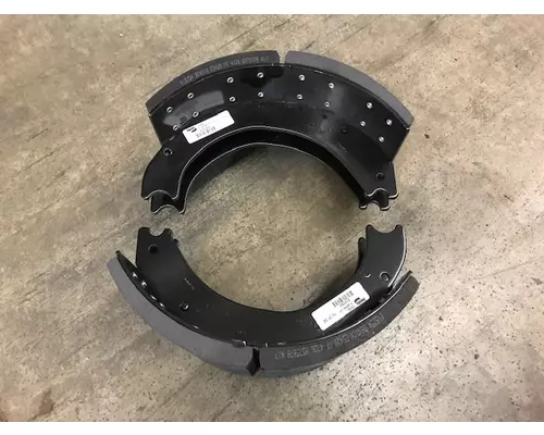 Eaton 4726 Brake Shoe  Pad