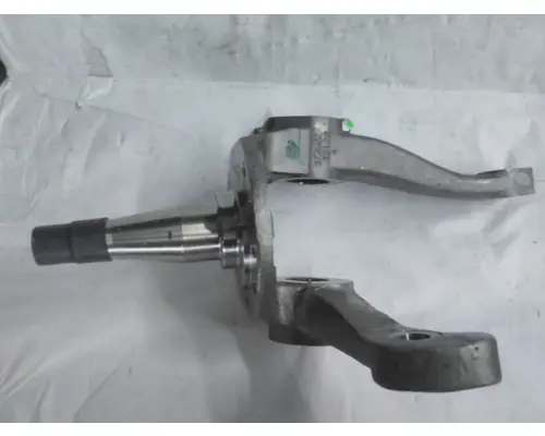 Spindle / Knuckle, Front EATON 971724 Marshfield Transportation Products