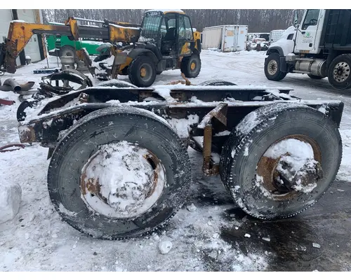 Rears (Matched Set) EATON CX613 VISION Truck Salvage International Inc
