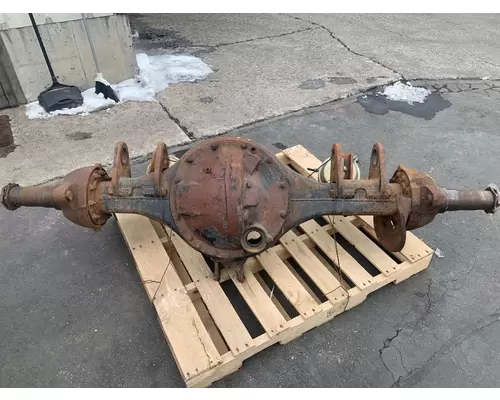 Eaton DS380 Axle Housing (Front)