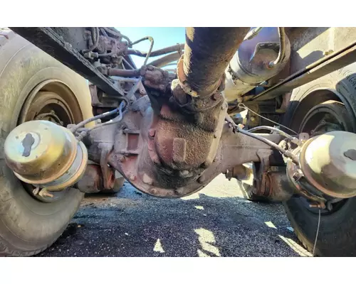 Eaton DS402 Axle Assembly Housing