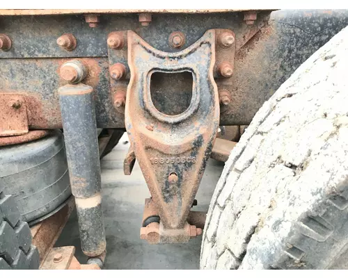 Eaton DS404 Axle Housing (Front)