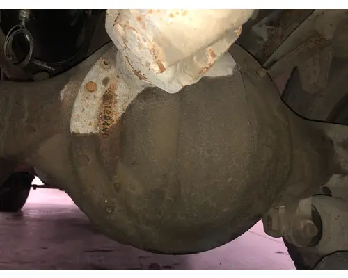 Eaton DS404 Axle Housing (Front)