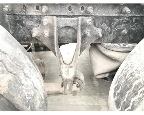Eaton DS404 Axle Housing (Front)