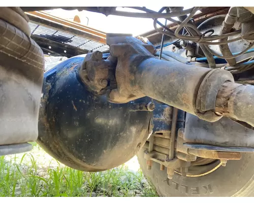 Eaton DS404 Axle Housing (Front)