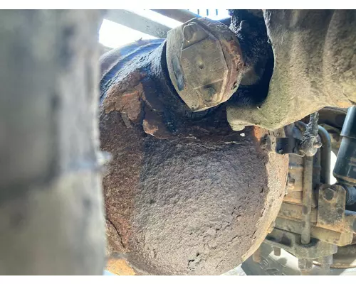 Eaton DS404 Axle Housing (Front)