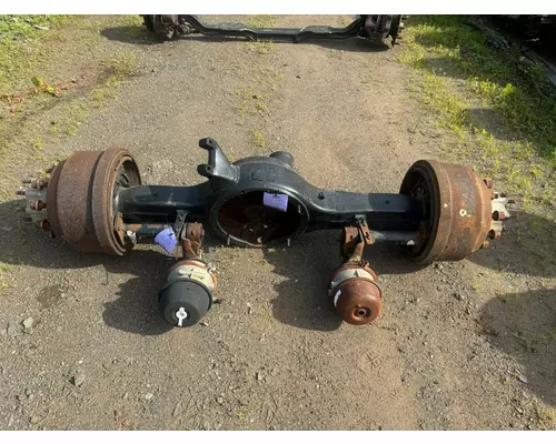 Eaton DS404 Axle Housing (Front)