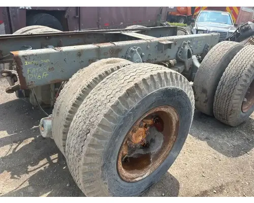 Eaton DS461P Axle Assembly, Rear