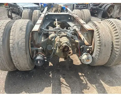 Eaton DS461P Axle Assembly, Rear