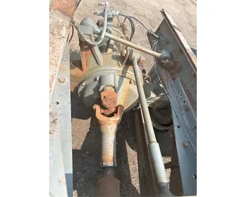 Eaton DS461P Axle Assembly, Rear